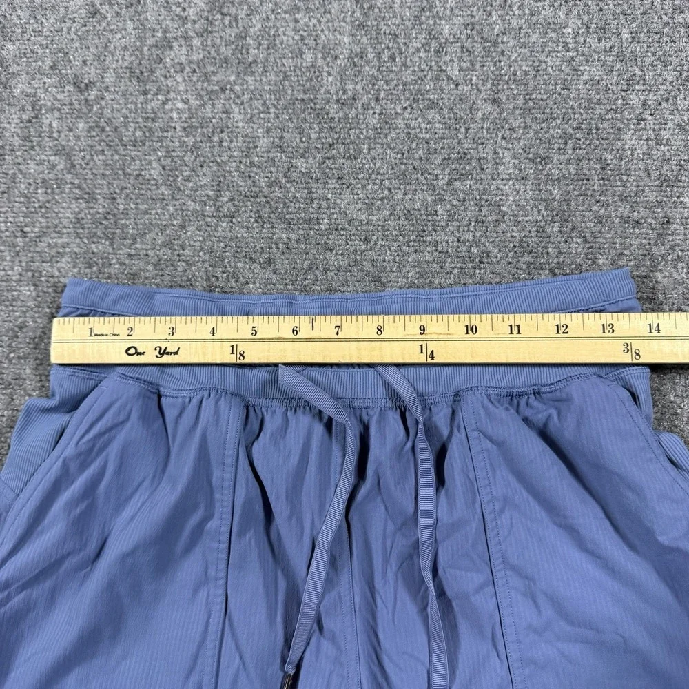 Lululemon Dance Studio High Rise Short Womens 6 Blue 3.5